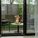 Cozy Nest 77 Plaza Afi Mall Lujerului Apartmán *