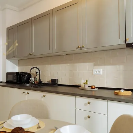 Διαμέρισμα Cozy Nest 77 Plaza Afi Mall Lujerului *