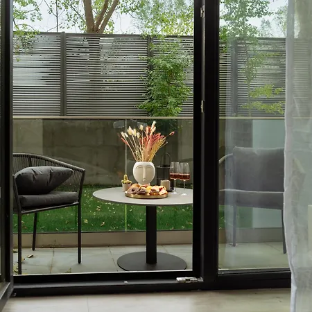 Cozy Nest 77 Plaza Afi Mall Lujerului Διαμέρισμα *