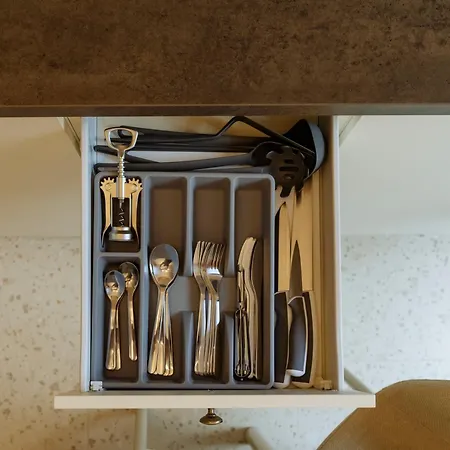 Apartment Cozy Nest 77 Plaza Afi Mall Lujerului *