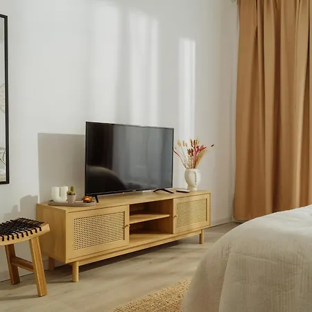 Cozy Nest 77 Plaza Afi Mall Lujerului Διαμέρισμα *