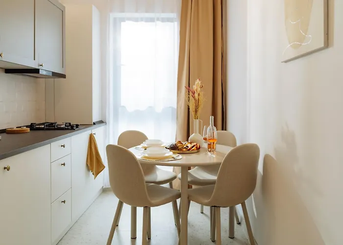 Апартаменти Cozy Nest 77 Plaza Afi Mall Lujerului Бухарест