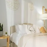 Cozy Nest 77 Plaza Afi Mall Lujerului