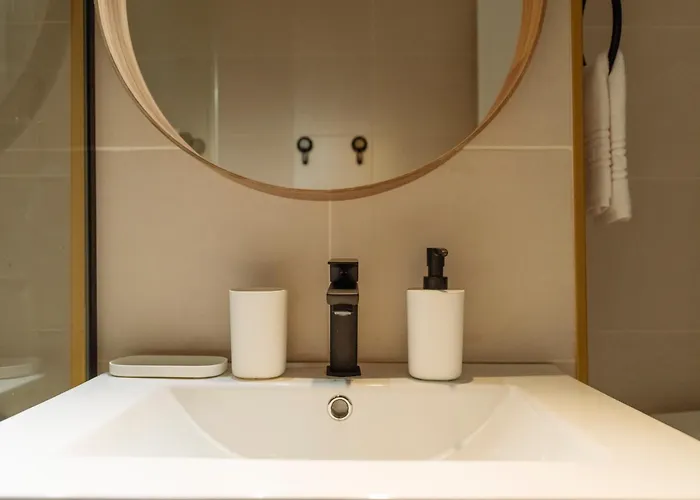 Apartament Cozy Nest 77 Plaza Afi Mall Lujerului